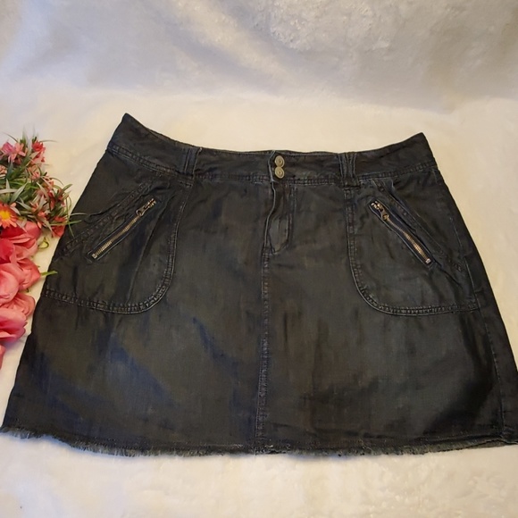 Lane Bryant Dresses & Skirts - Lane Bryant Denim Skort Released Hem Size 16